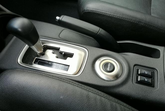 Mitsubishi Outlander II Рестайлинг с пробегом 2012 года, цена 1 260 000 рублей, 212000 км, внедорожник, Автокод Объявления