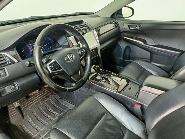 Toyota Camry VII (XV50) Рестайлинг с пробегом 2015 года, цена 1 699 000 рублей, 144000 км, седан, Автокод Объявления