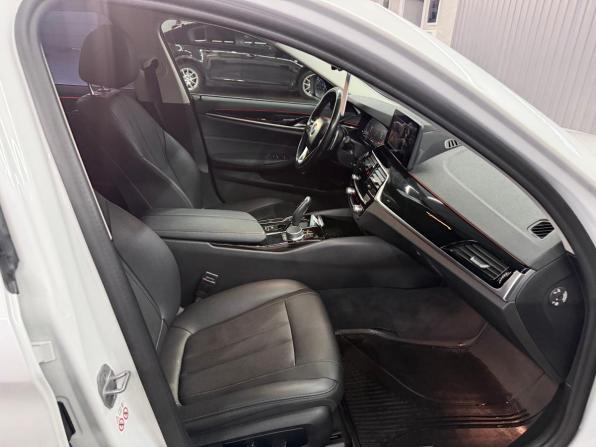 BMW 5 серии VII (G30/G31/G38) Рестайлинг с пробегом 2021 года, цена 4 100 000 рублей, 144800 км, седан, Автокод Объявления