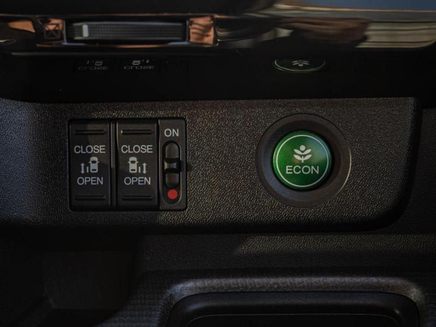 Honda Stepwgn V Рестайлинг Краснодар  - изображение 22