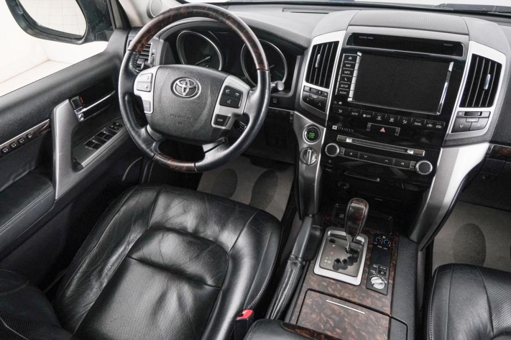 Toyota Land Cruiser 200 Series Рестайлинг 1 Красноярск  - изображение 9