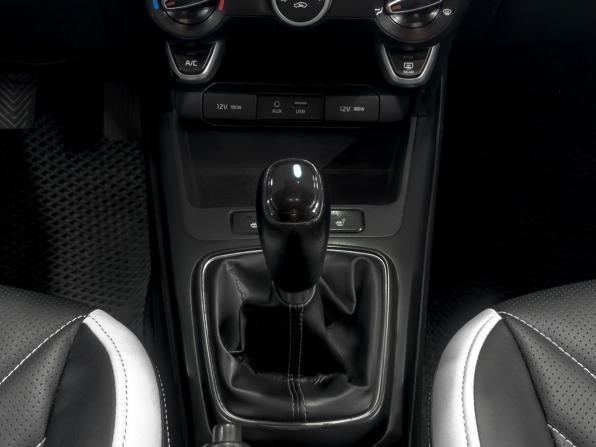 Kia Rio IV с пробегом 2019 года, цена 1 219 900 рублей, 105000 км, седан, Автокод Объявления