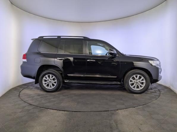 Toyota Land Cruiser 200 Series Рестайлинг 2 с пробегом 2016 года, цена 5 500 000 рублей, 185939 км, внедорожник, Автокод Объявления