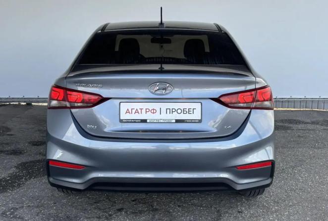 Hyundai Solaris II с пробегом 2018 года, цена 1 350 000 рублей, 153176 км, седан, Автокод Объявления