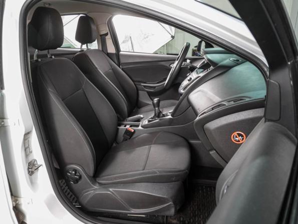 Ford Focus III Рестайлинг с пробегом 2015 года, цена 949 900 рублей, 156006 км, хэтчбек, Автокод Объявления