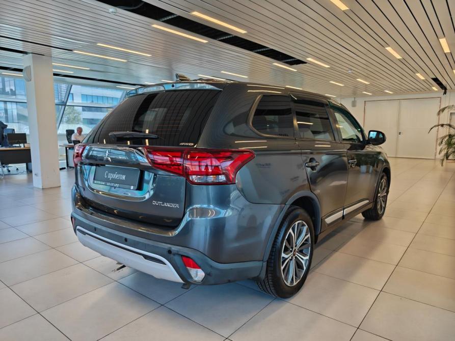 Mitsubishi Outlander III Рестайлинг 3 Санкт-Петербург  - изображение 2