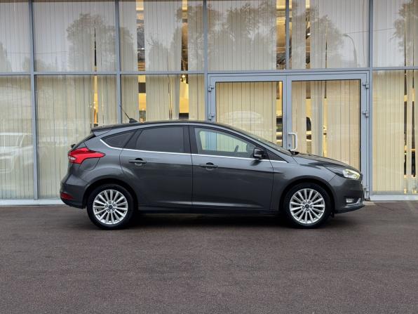 Ford Focus III Рестайлинг с пробегом 2018 года, цена 1 249 000 рублей, 93437 км, седан, Автокод Объявления