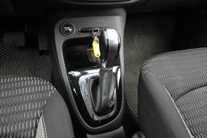 Renault Kaptur I с пробегом 2017 года, цена 1 390 000 рублей, 159000 км, внедорожник, Автокод Объявления