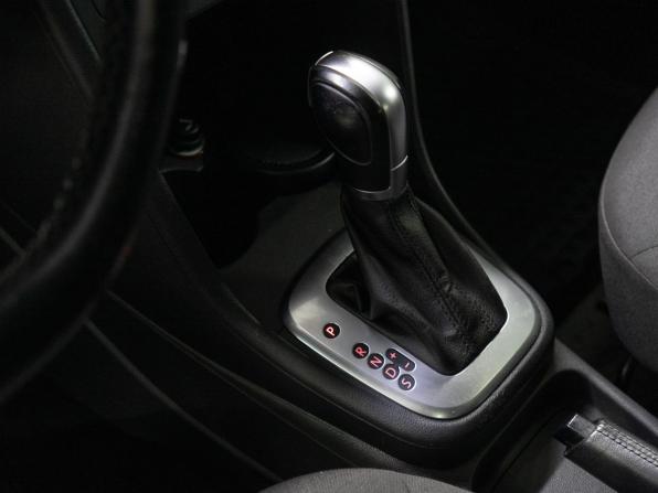 Volkswagen Polo V Рестайлинг с пробегом 2017 года, цена 1 169 000 рублей, 152353 км, седан, Автокод Объявления