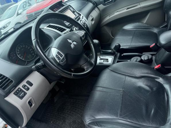 Mitsubishi Pajero Sport II Рестайлинг с пробегом 2015 года, цена 1 899 000 рублей, 175700 км, внедорожник, Автокод Объявления