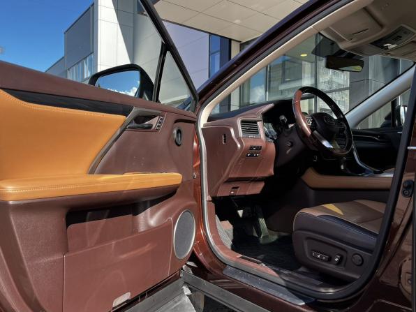 Lexus RX IV с пробегом 2017 года, цена 3 490 000 рублей, 154875 км, внедорожник, Автокод Объявления