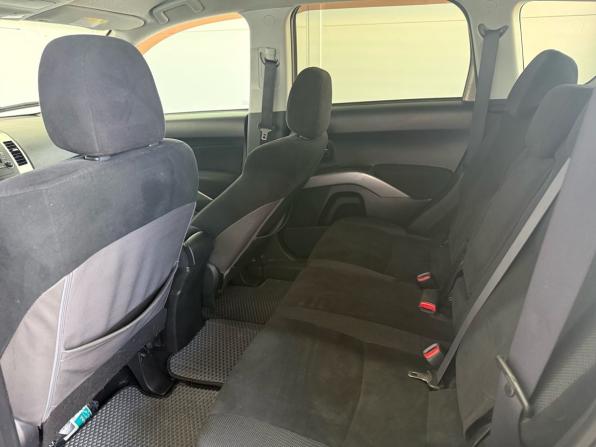 Mitsubishi Outlander II с пробегом 2008 года, цена 929 000 рублей, 323564 км, внедорожник, Автокод Объявления