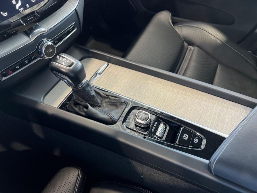 Volvo XC60 II Москва  - изображение 26