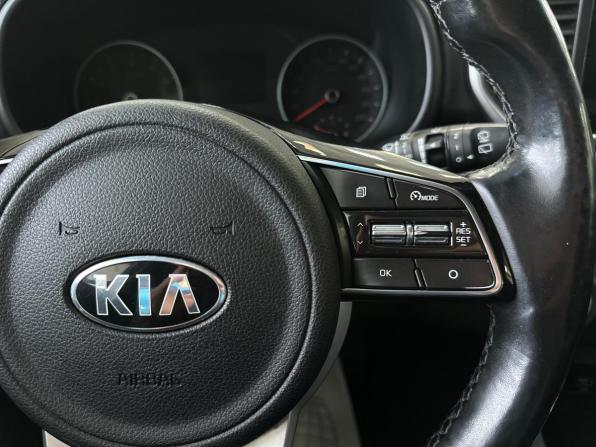 Kia Sportage IV Рестайлинг с пробегом 2019 года, цена 1 770 000 рублей, 195995 км, внедорожник, Автокод Объявления