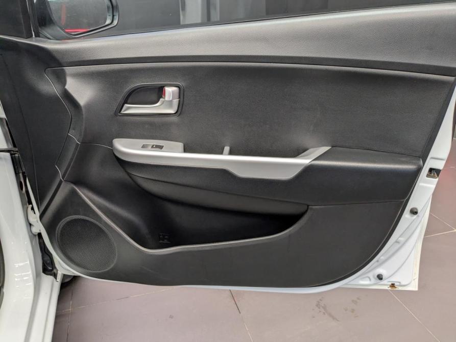 Kia Rio III Рестайлинг Москва  - изображение 16