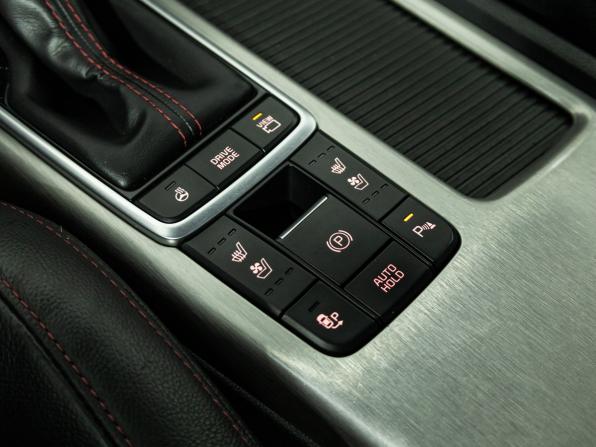 Kia Optima IV Рестайлинг с пробегом 2019 года, цена 2 069 700 рублей, 128857 км, седан, Автокод Объявления