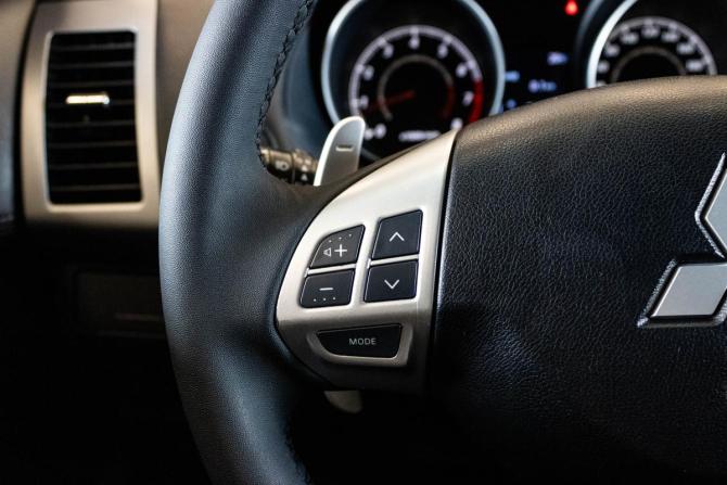 Mitsubishi Outlander II Рестайлинг с пробегом 2010 года, цена 1 149 000 рублей, 182726 км, внедорожник, Автокод Объявления
