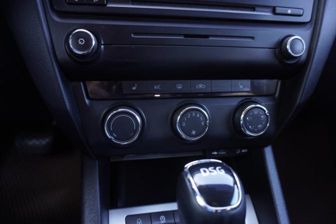 Skoda Octavia III (A7) с пробегом 2014 года, цена 795 000 рублей, 278131 км, лифтбек, Автокод Объявления