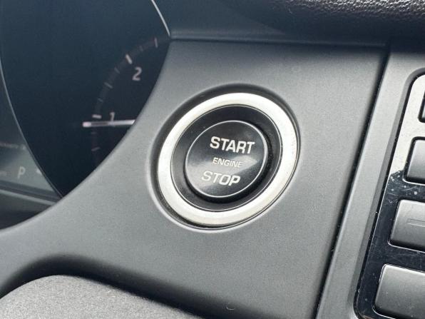 Land Rover Discovery Sport I с пробегом 2017 года, цена 1 620 000 рублей, 313099 км, внедорожник, Автокод Объявления