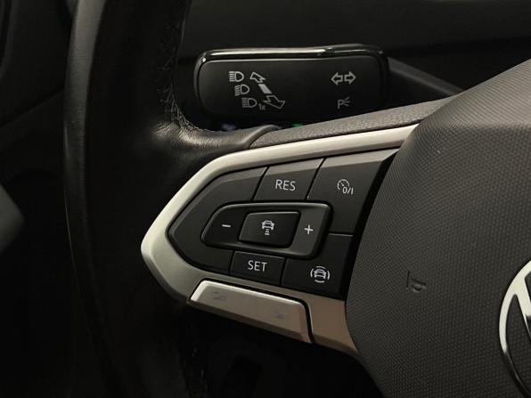 Volkswagen Tiguan II Рестайлинг с пробегом 2021 года, цена 2 265 000 рублей, 232305 км, внедорожник, Автокод Объявления