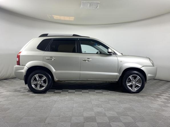 Hyundai Tucson I с пробегом 2008 года, цена 660 000 рублей, 302065 км, внедорожник, Автокод Объявления