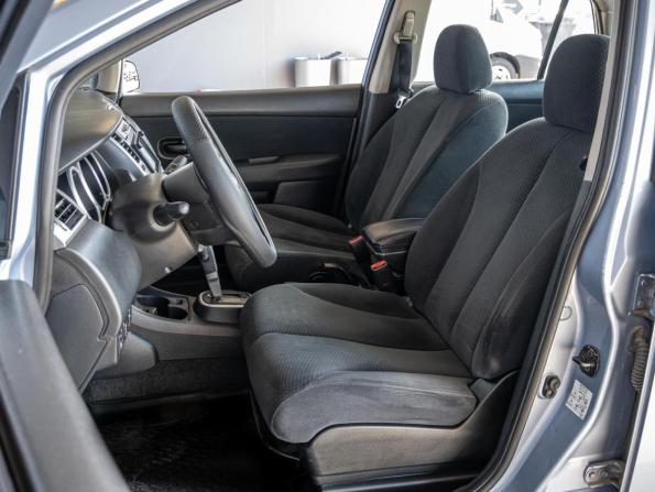 Nissan Tiida I Рестайлинг с пробегом 2012 года, цена 715 000 рублей, 176608 км, седан, Автокод Объявления
