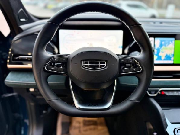 Geely Monjaro I с пробегом 2022 года, цена 2 889 000 рублей, 57531 км, внедорожник, Автокод Объявления