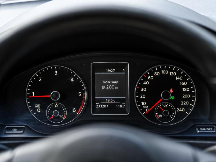 Volkswagen Multivan T5 Рестайлинг Санкт-Петербург  - изображение 5