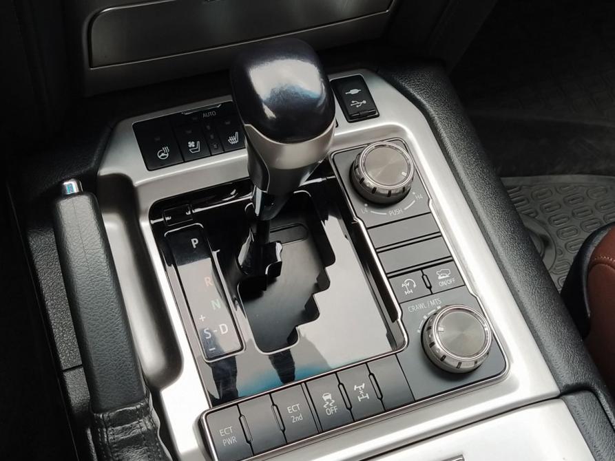 Toyota Land Cruiser 200 Series Рестайлинг 2 Екатеринбург  - изображение 15