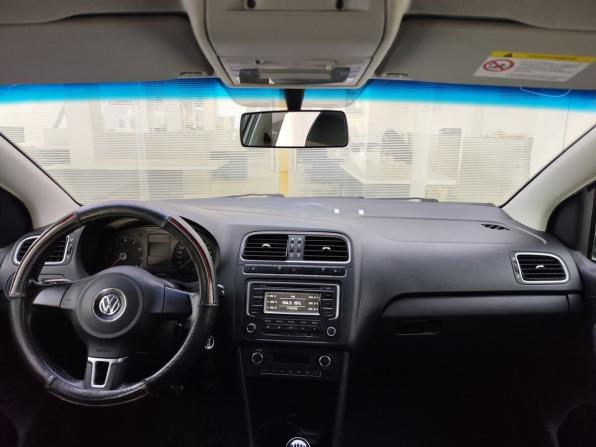 Volkswagen Polo V с пробегом 2014 года, цена 670 000 рублей, 142845 км, седан, Автокод Объявления