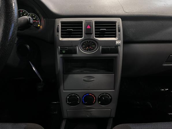 Lada (ВАЗ) Priora I с пробегом 2010 года, цена 199 000 рублей, 115000 км, седан, Автокод Объявления