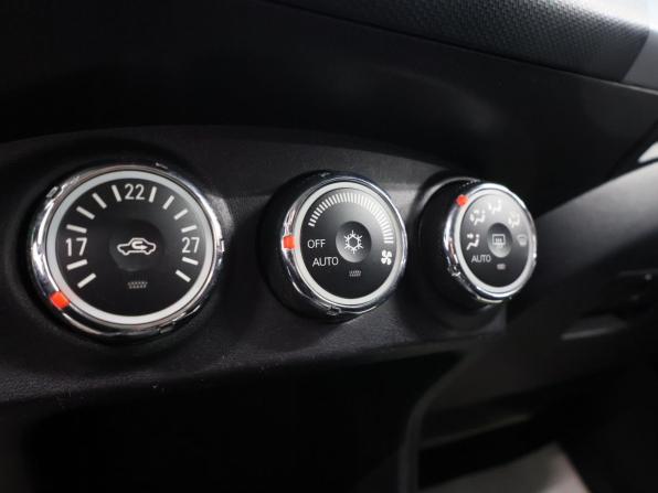 Mitsubishi Outlander II Рестайлинг с пробегом 2010 года, цена 989 000 рублей, 167449 км, внедорожник, Автокод Объявления