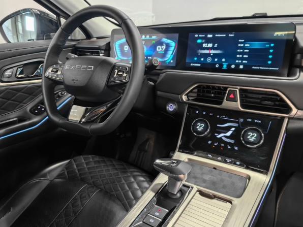 Exeed TXL I Рестайлинг с пробегом 2023 года, цена 2 389 000 рублей, 48840 км, внедорожник, Автокод Объявления