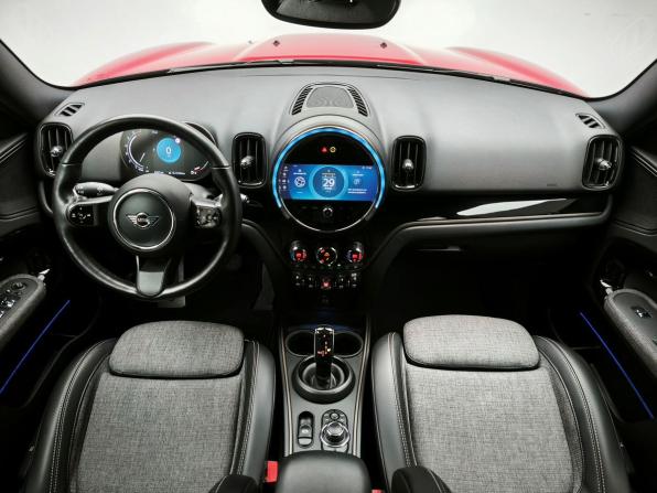 Mini Countryman II Рестайлинг с пробегом 2021 года, цена 3 699 000 рублей, 41326 км, внедорожник, Автокод Объявления