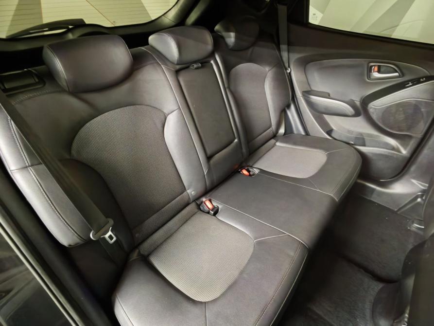 Hyundai ix35 I Рестайлинг Москва  - изображение 17