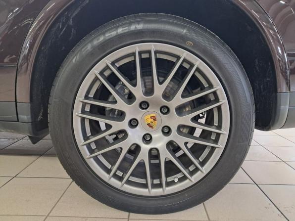 Porsche Cayenne II Рестайлинг (958) с пробегом 2017 года, цена 4 278 400 рублей, 169580 км, внедорожник, Автокод Объявления