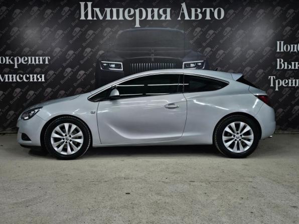 Opel Astra J Рестайлинг с пробегом 2012 года, цена 800 000 рублей, 89000 км, хэтчбек, Автокод Объявления