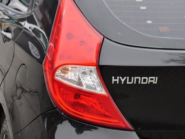 Hyundai Solaris I с пробегом 2012 года, цена 770 000 рублей, 262000 км, хэтчбек, Автокод Объявления