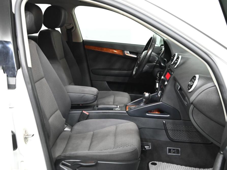 Audi A3 II (8P) Рестайлинг 2 Екатеринбург  - изображение 13
