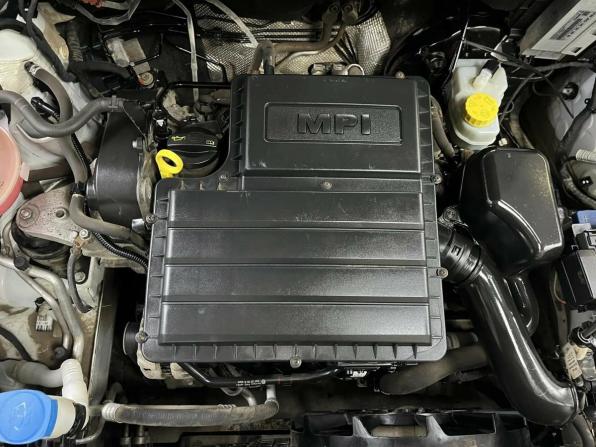 Volkswagen Polo V Рестайлинг с пробегом 2016 года, цена 978 600 рублей, 87933 км, седан, Автокод Объявления