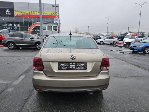 Volkswagen Polo V Рестайлинг с пробегом 2017 года, цена 1 344 995 рублей, 51380 км, седан, Автокод Объявления