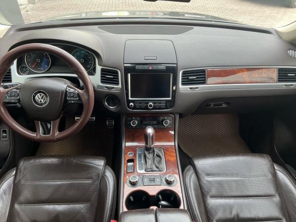 Volkswagen Touareg II с пробегом 2011 года, цена 1 759 000 рублей, 429000 км, внедорожник, Автокод Объявления