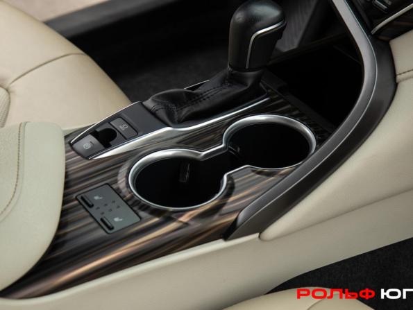 Toyota Camry VIII (XV70) с пробегом 2020 года, цена 3 249 000 рублей, 49532 км, седан, Автокод Объявления