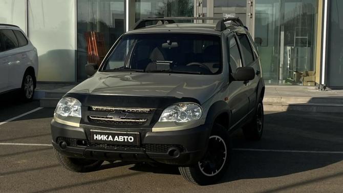 Chevrolet Niva I Рестайлинг с пробегом 2010 года, цена 430 000 рублей, 217432 км, внедорожник, Автокод Объявления