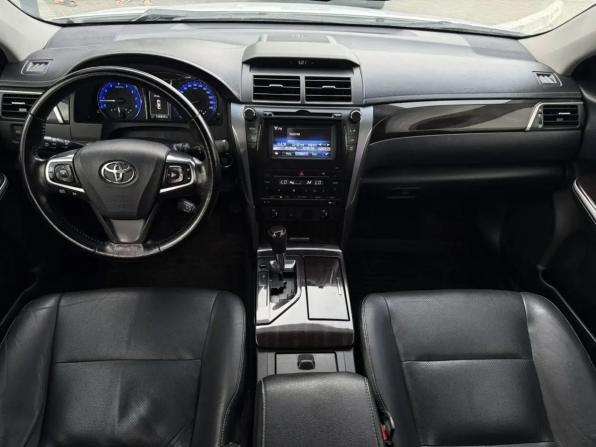 Toyota Camry VII (XV50) Рестайлинг с пробегом 2015 года, цена 1 649 000 рублей, 156854 км, седан, Автокод Объявления
