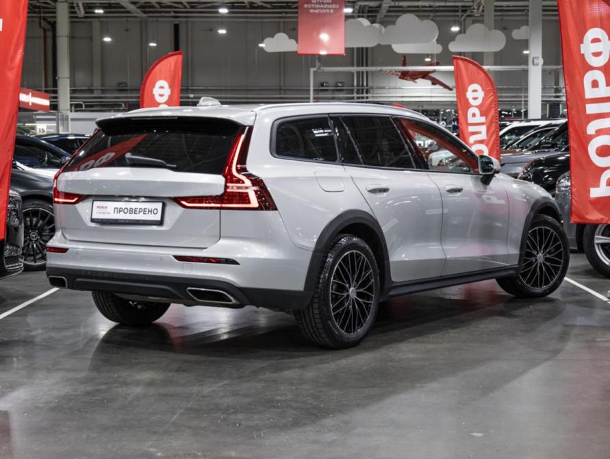 Volvo V60 Cross Country II Санкт-Петербург  - изображение 8