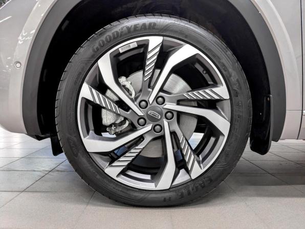 Geely Monjaro I с пробегом 2025 года, цена 4 100 000 рублей, 6013 км, внедорожник, Автокод Объявления