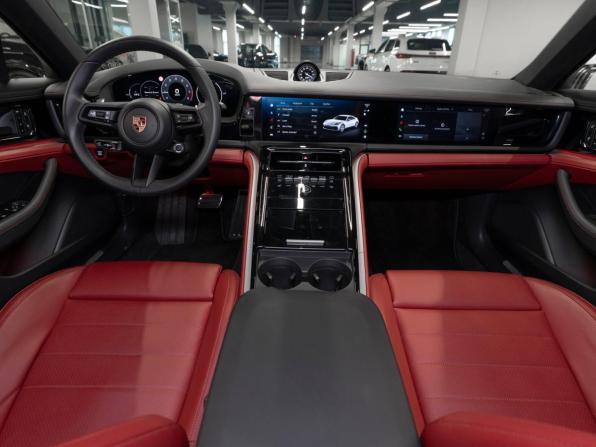 Porsche Panamera III с пробегом 2024 года, цена 14 200 000 рублей, 9175 км, лифтбек, Автокод Объявления