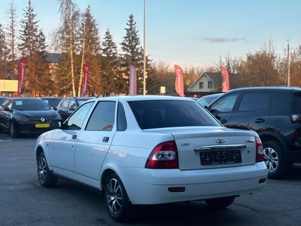 Lada (ВАЗ) Priora I с пробегом 2011 года, цена 270 000 рублей, 98565 км, седан, Автокод Объявления