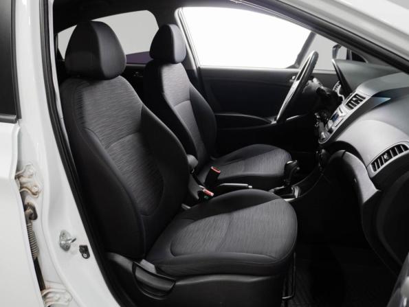 Hyundai Solaris I Рестайлинг с пробегом 2014 года, цена 1 099 000 рублей, 141285 км, седан, Автокод Объявления